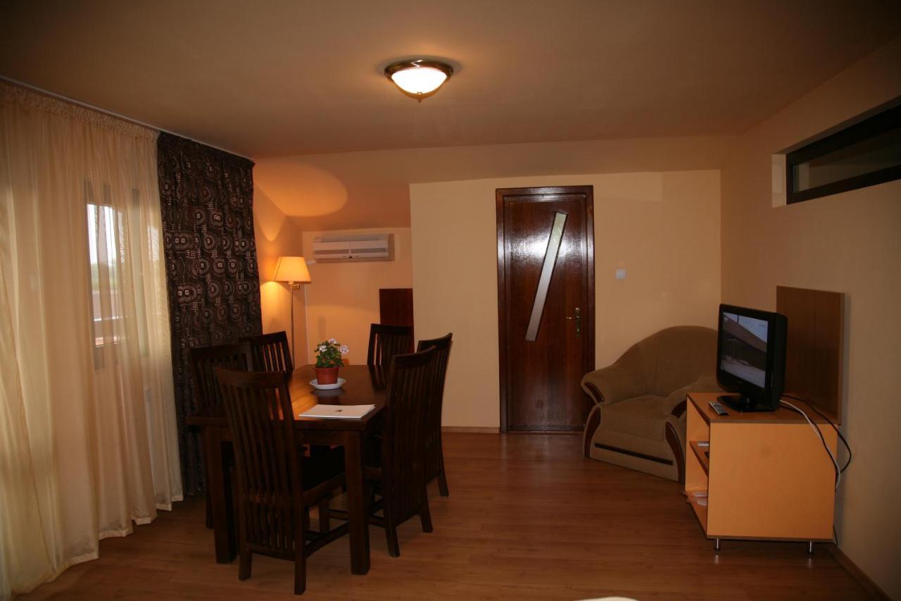 Vila Delta Travel - Mila 23 Mila Douăzeci şi Trei Værelse billede